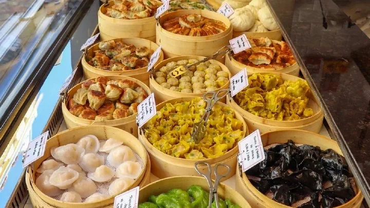 Colorful Chinese dim sum