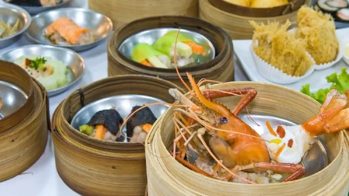 Chinese steamed dim sum in bamboo