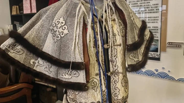 Hezhen fish skin clothing tradition of northeast China