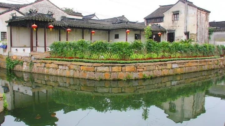 Jiangnan water town canal
