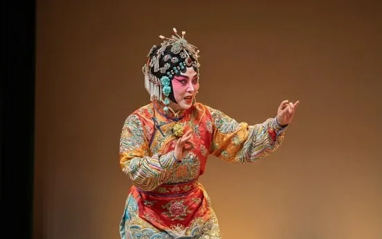 A Ping Opera performer in expressive northern costume